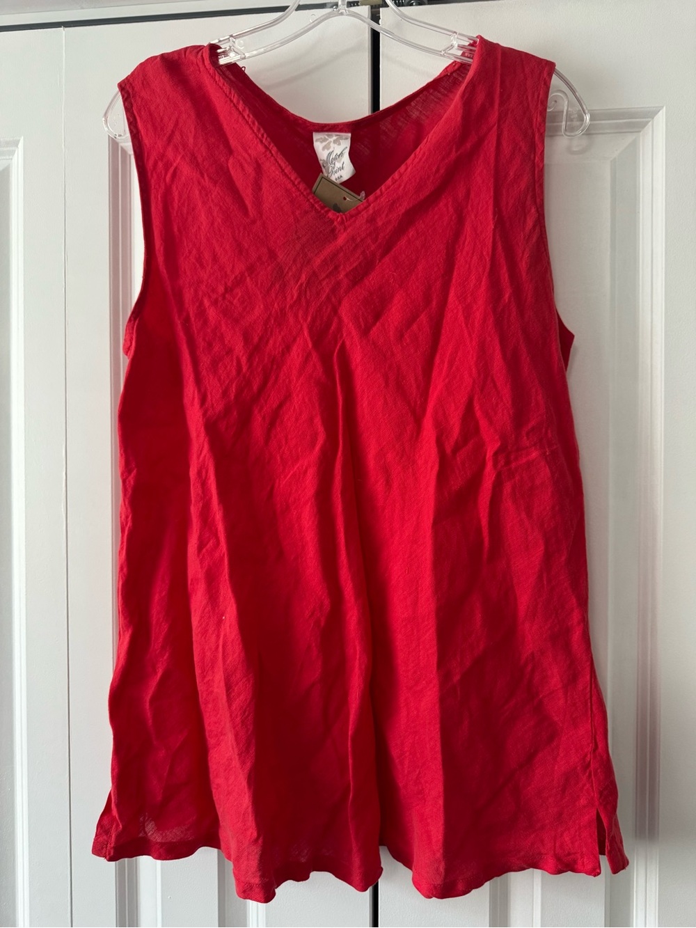 Sleeveless V-Neck Tank Top in Red